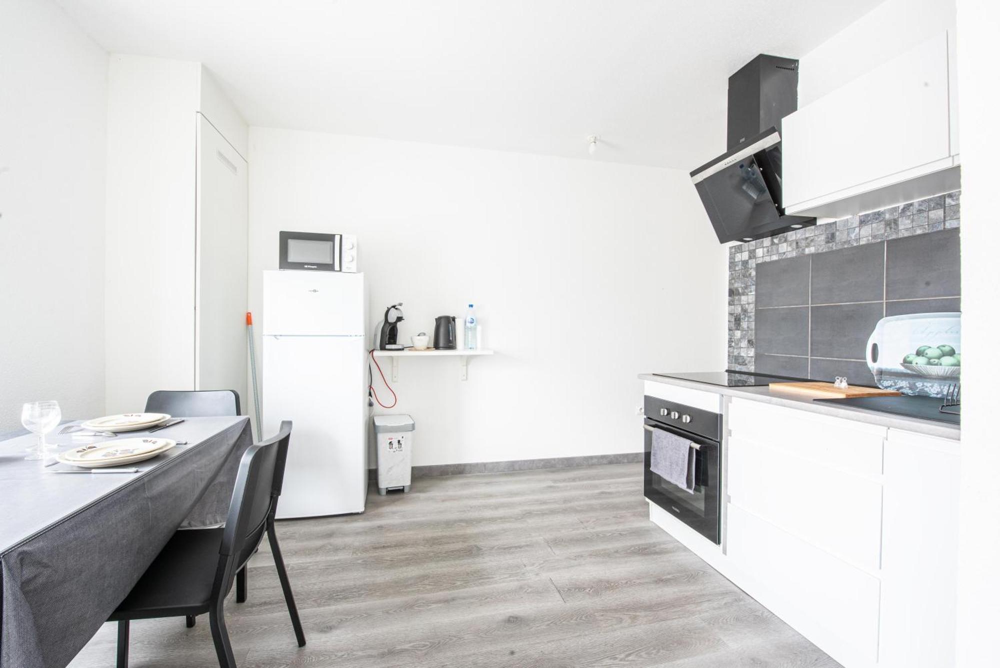 Ferienwohnung Oasis Mulhousien - Rdc, Wifi, Parking Mülhausen Exterior foto